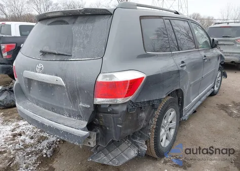 2012 Toyota Highlander Se V6 z USA, uszkodzony, nr VIN 5TDBK3EH7CS123699